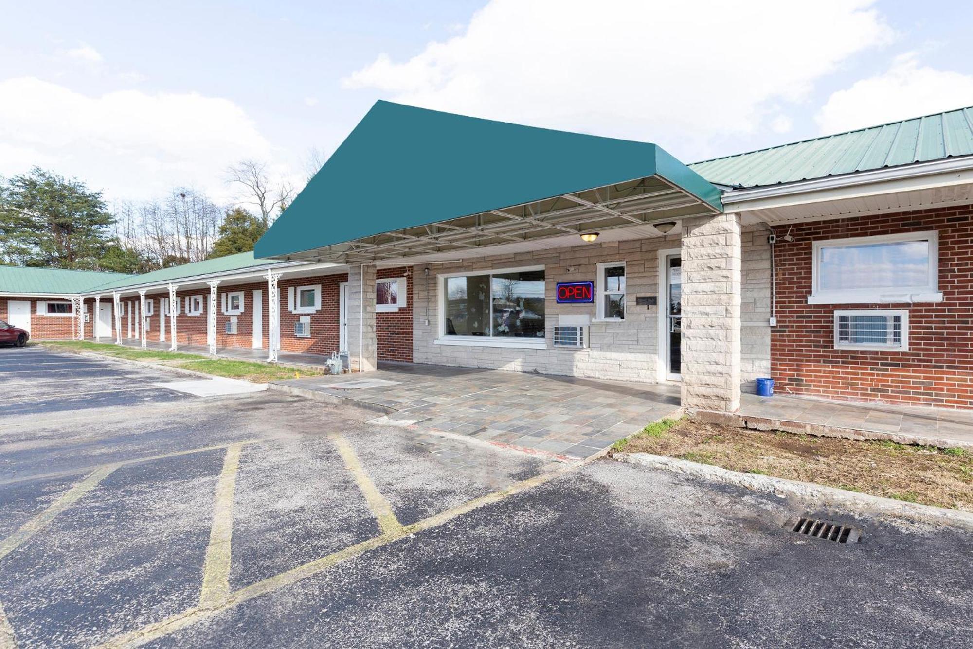 Oyo Hotel Cave City Ky Exterior foto